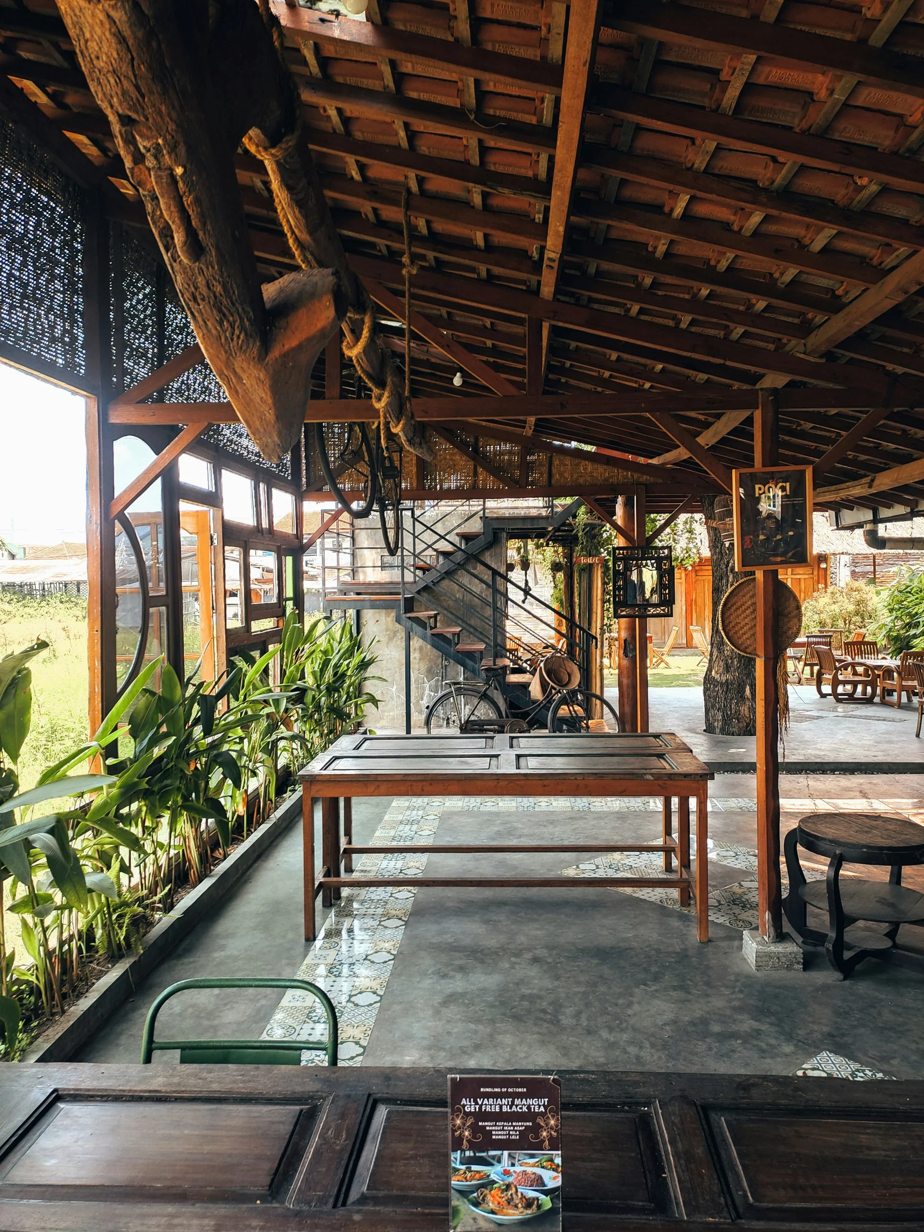 Furniture Hub restaurant interior